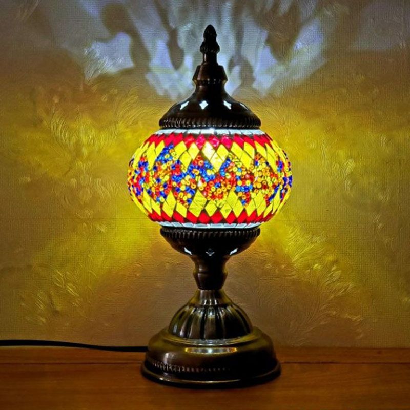 Turkish Oblate Nachttischlampe Single-Bulb-Glasschifftischleuchte für das Restaurant