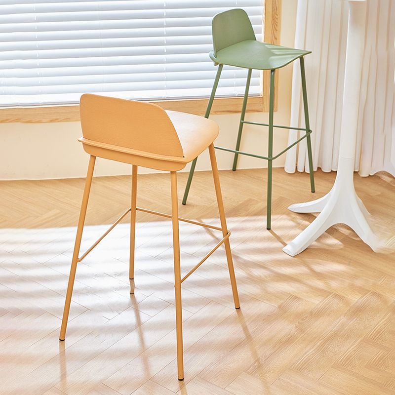 Low Back Counter Stools Modern Footrest Plastic Indoor Bar & Counter Stool