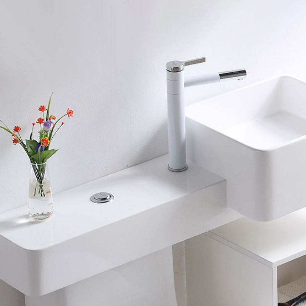 Contemporary Flush Toilet Floor Mount One-Piece Toilet Toilet Bowl