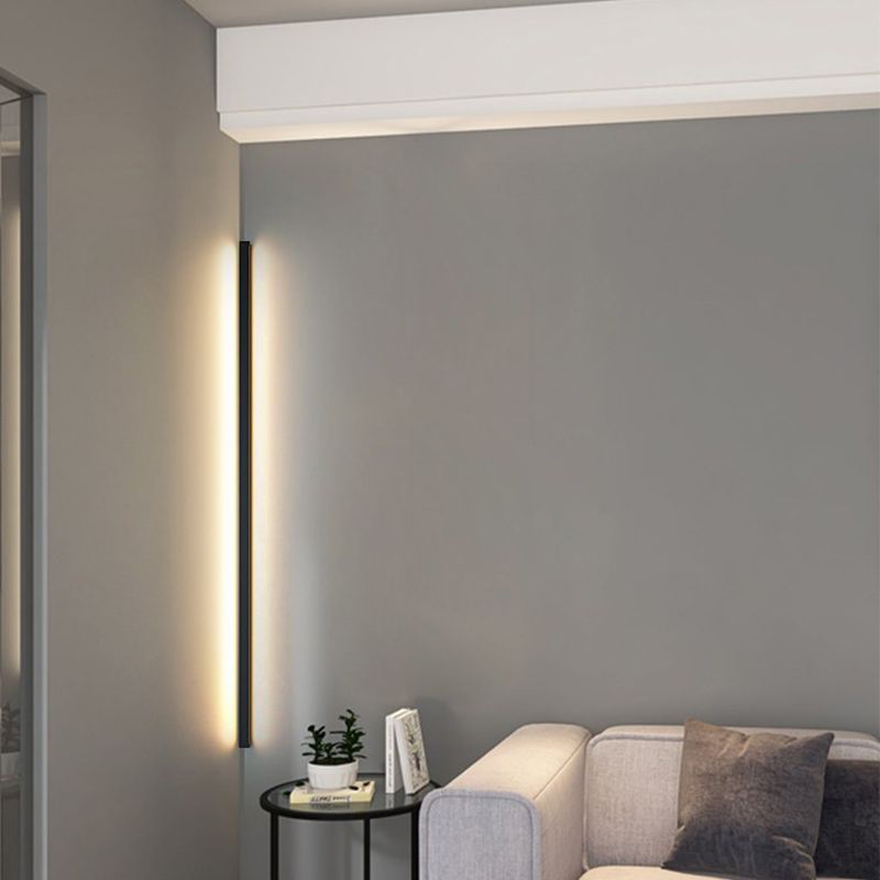 Metal Linear Shape Wall Lighting Modern Style 1 Light Wall Mounted Light Fixture in Black