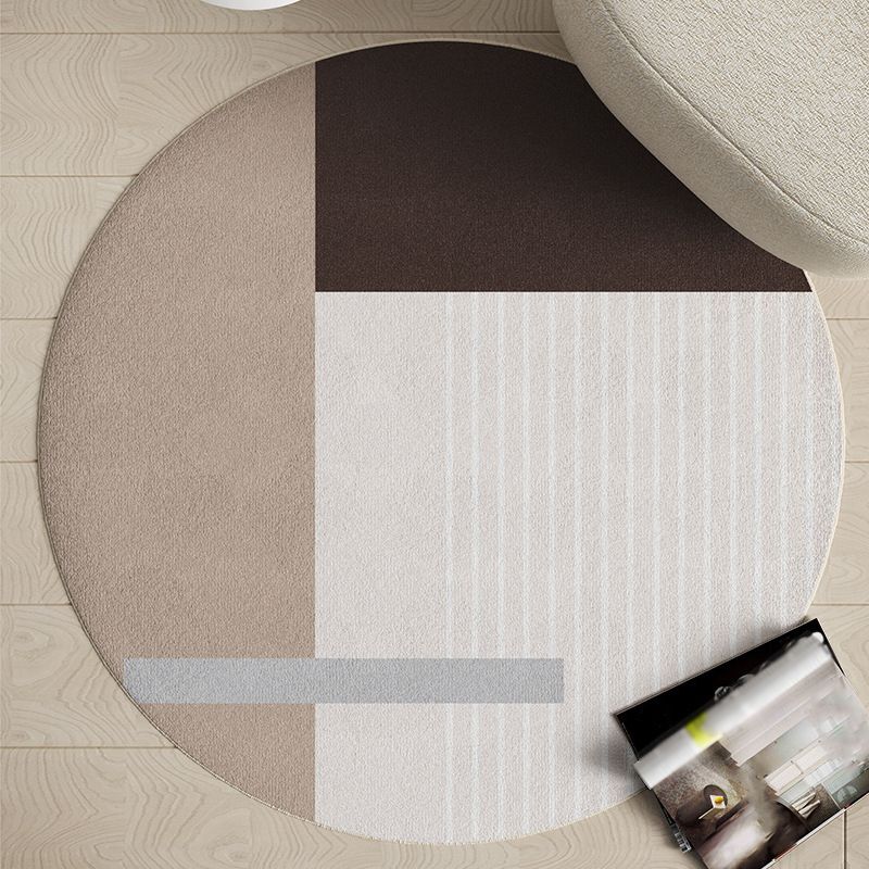 Beige Circle Carpet Polyester Simple Carpet Stain Resistant Carpet for Living Room