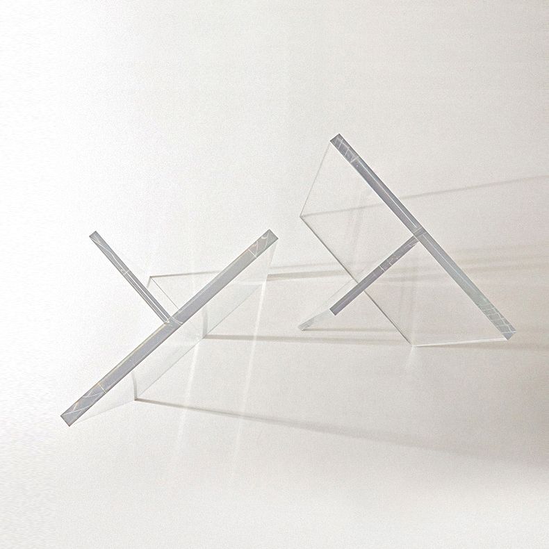 Modern Round Shape Courtyard Table Plastic Waterproof Outdoor Table