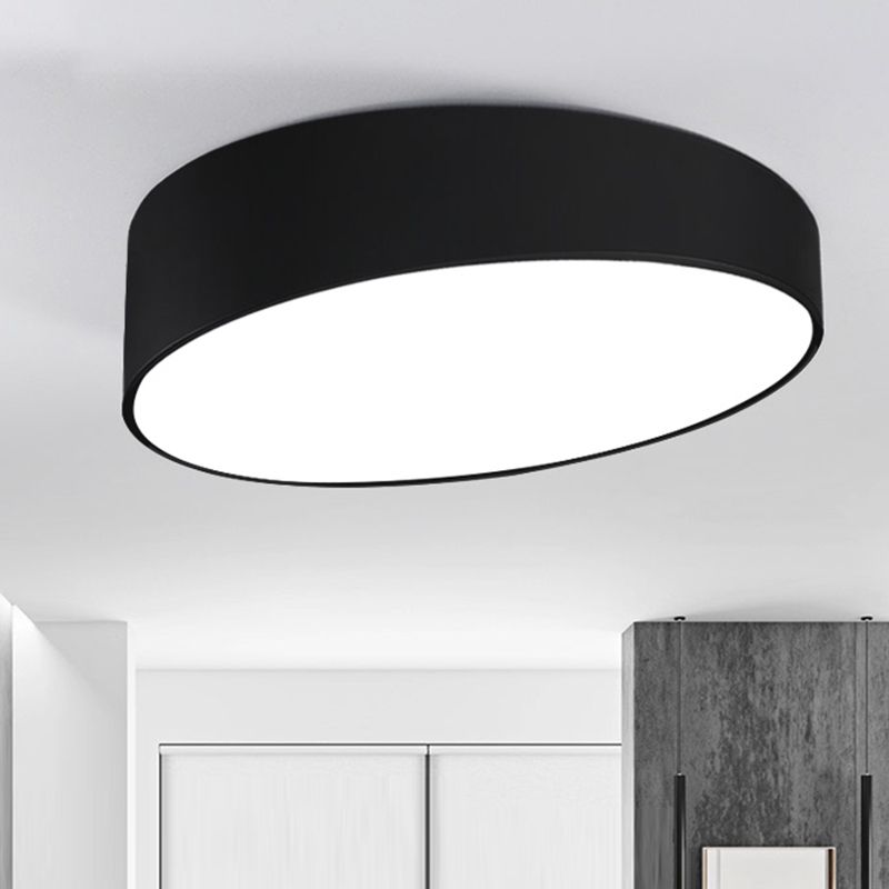 Lámpara de techo empotrada LED oblicua, lámpara empotrada de metal nórdico para dormitorio con pantalla acrílica redonda