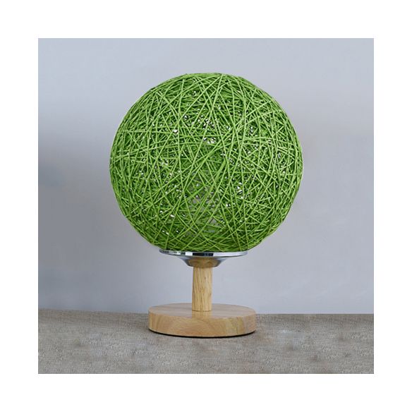 Lampada da tavolo intrecciata a mano rattan Contemporary 6 "/7" W 1 Lulb Light/Red Table Light con ombra globale e base in legno