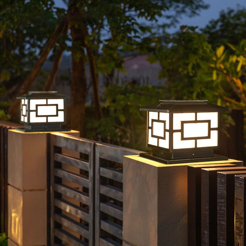 Modern Pillar Lighting Fixture Minimalist LED Solar Lamp for Backyard