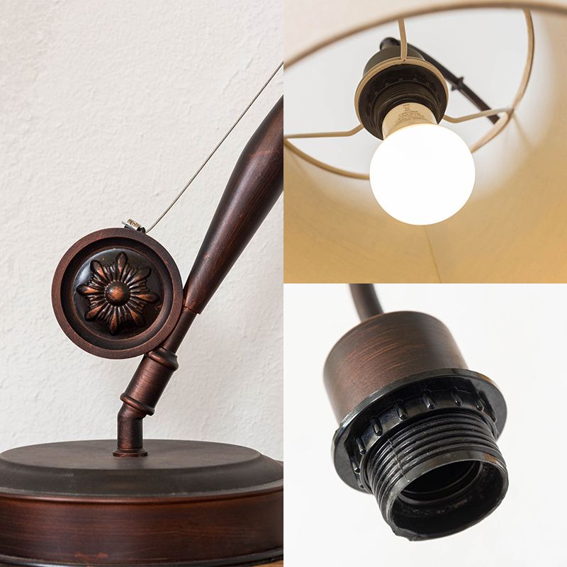 Lampada da tavolo da pesca marrone Tessuto tradizionale 1 camera da letto leggera Lampada da tavolo