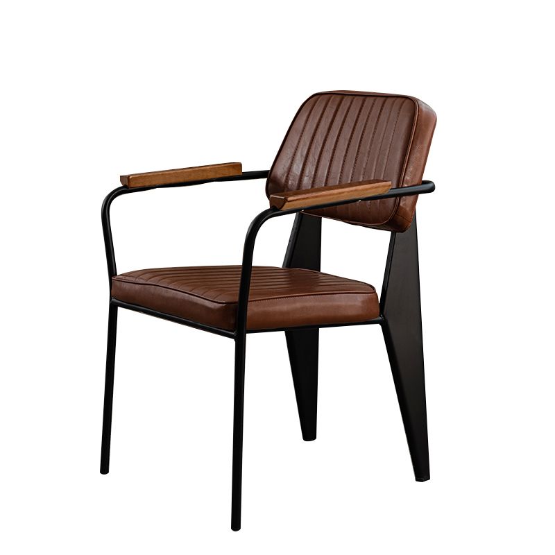 Les chaises de salle à manger en cuir de style industriel ouvrent les chaises latérales de salle à manger tapissées par dos