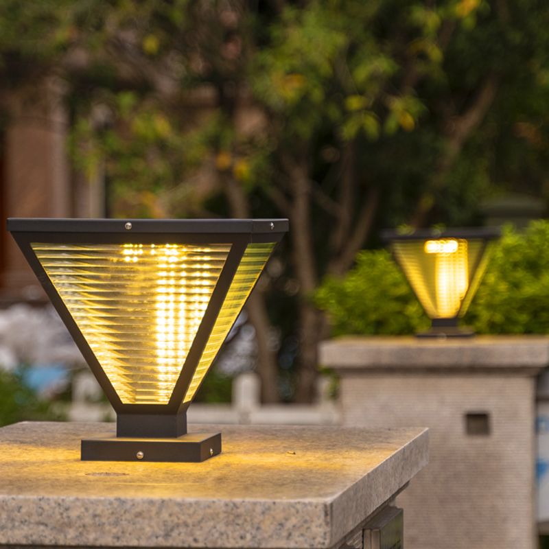 Geometric Shape Metal Outdoor Light Modern Style 1 Light Solar Pillar Lights in Black