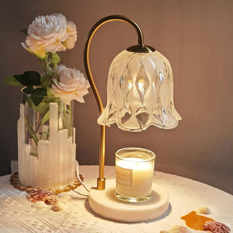 Lampe de chevet de fleur de cire de fleur