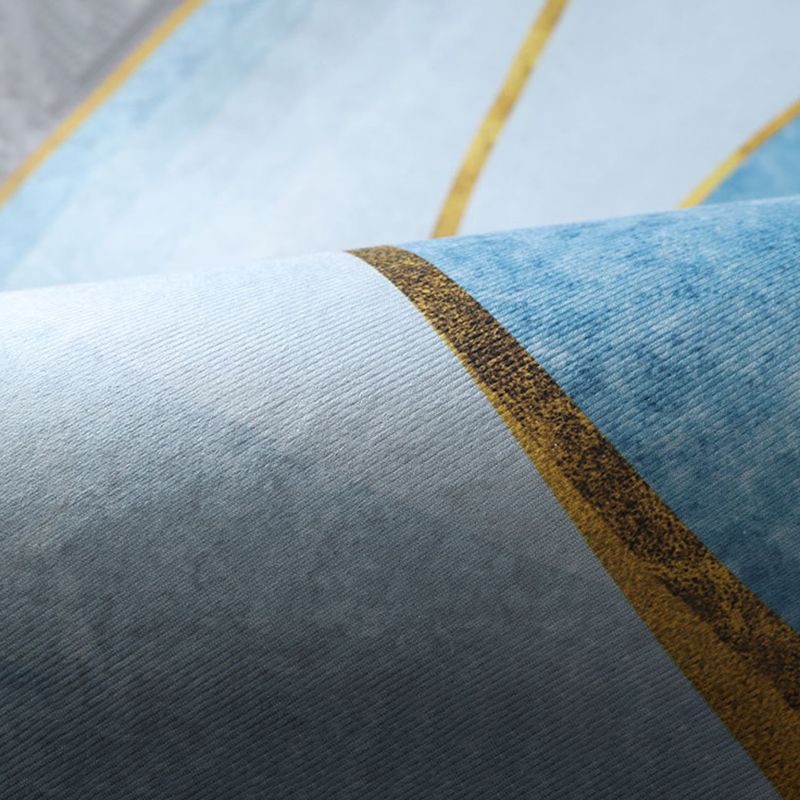 Gold Modern Carpet Polyester Graphic Carpet Stain Resistant Carpet for Living Room