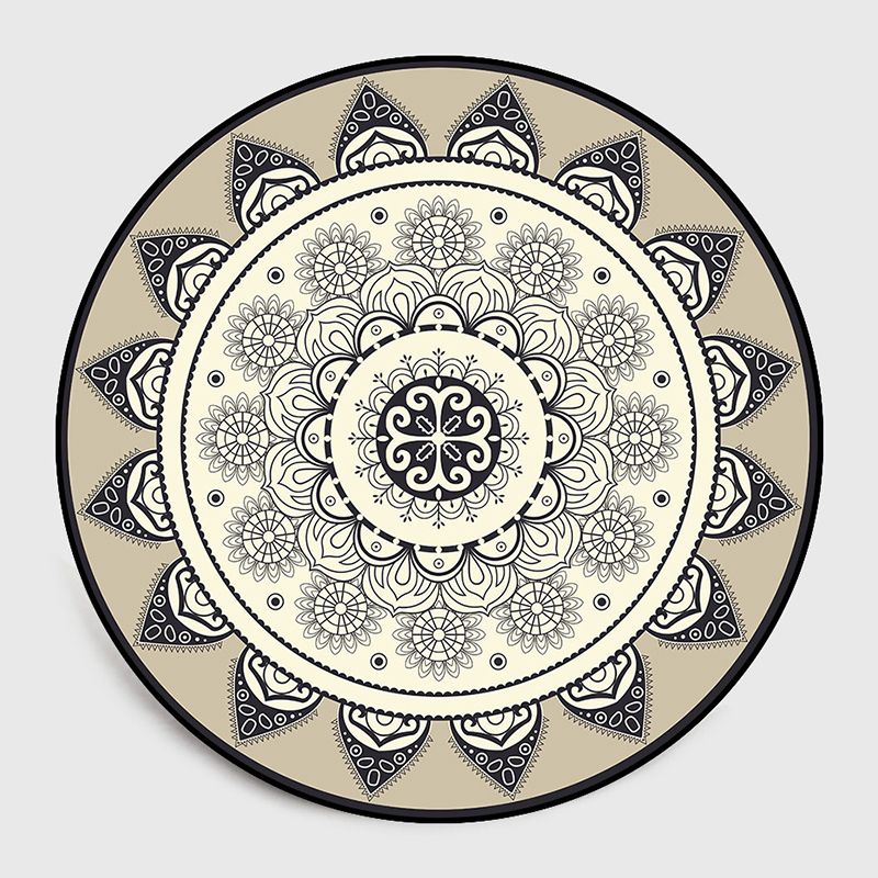 Traditional Area Rug Antique Pattern Polyester Area Carpet Non-Slip Backing Rug