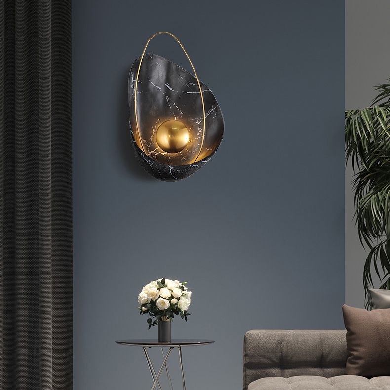 Appliques de lumière murale géométrique contemporaine lampe à support mural en résine pour le salon