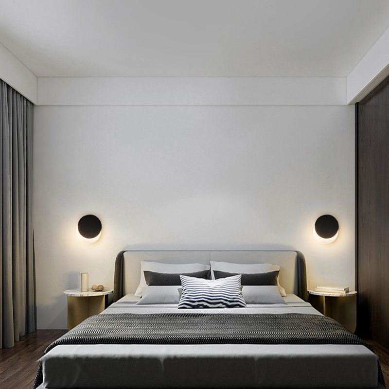 Contemporary Wall Sconce Circle Sconce Lighting in Black for Bedroom