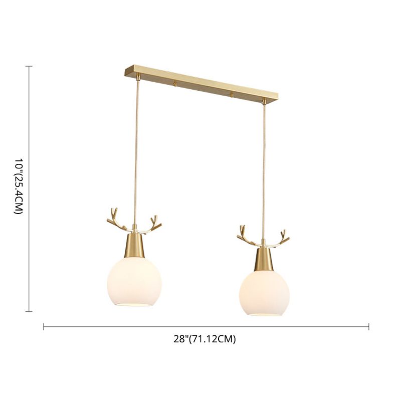 Messing gewei, lampje Noordse stijl metaalhangend licht met koepel melkglas tint