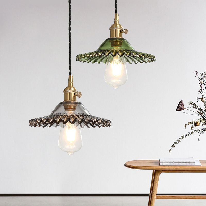 1 Lights de plafond suspendus à l'éclat léger créatif moderne en verre pour le magasin de vêtements