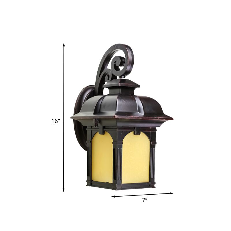 Lampe murale à bras rural rural simple en verre jaune clair