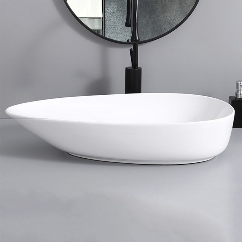 Contemporary Bathroom Sink with Single Faucet Hole Solid Color Oval-Shape Vessel Sink