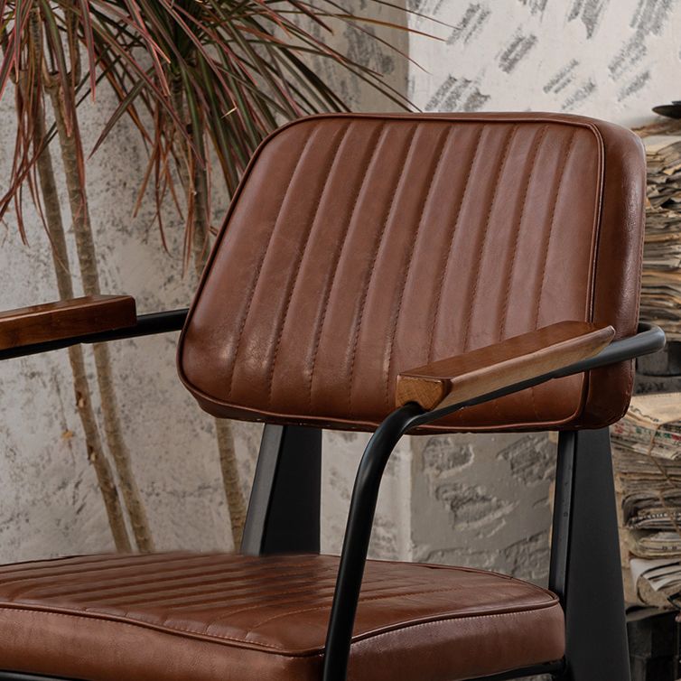 Les chaises de salle à manger en cuir de style industriel ouvrent les chaises latérales de salle à manger tapissées par dos