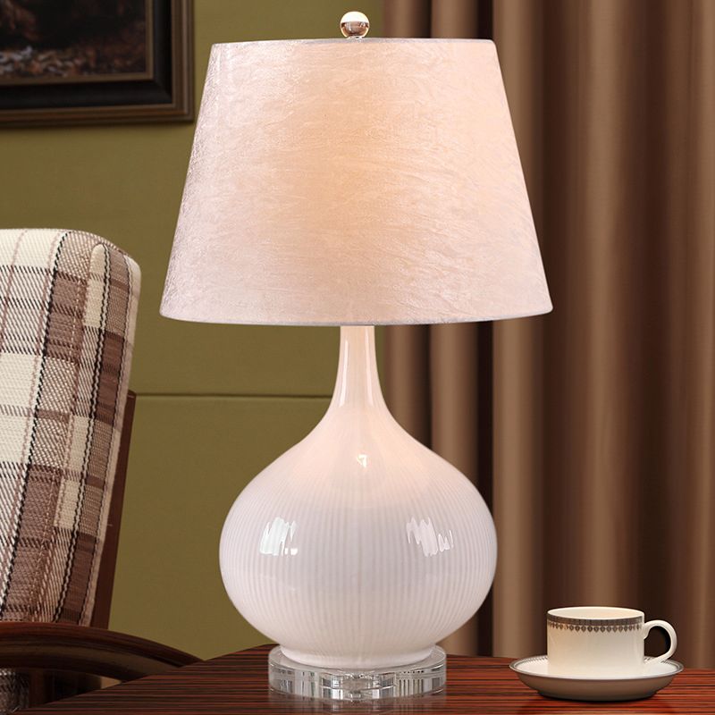 1 Glühbirnen Wohnzimmer Schreibtisch Lampe Nordic White Reading Light mit Fassstoffschatten
