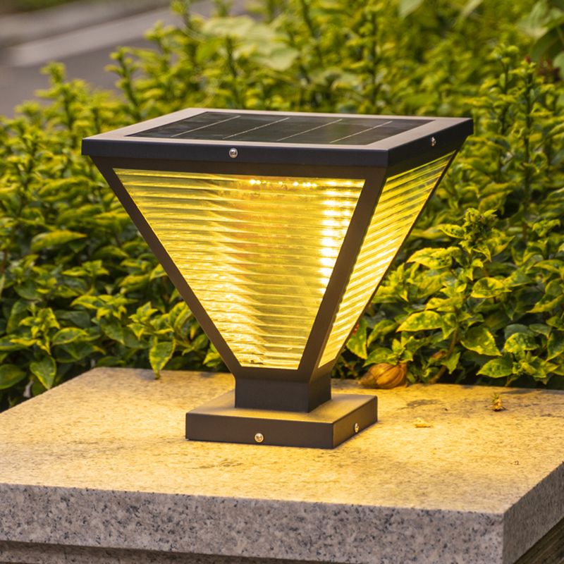 Geometric Shape Metal Outdoor Light Modern Style 1 Light Solar Pillar Lights in Black
