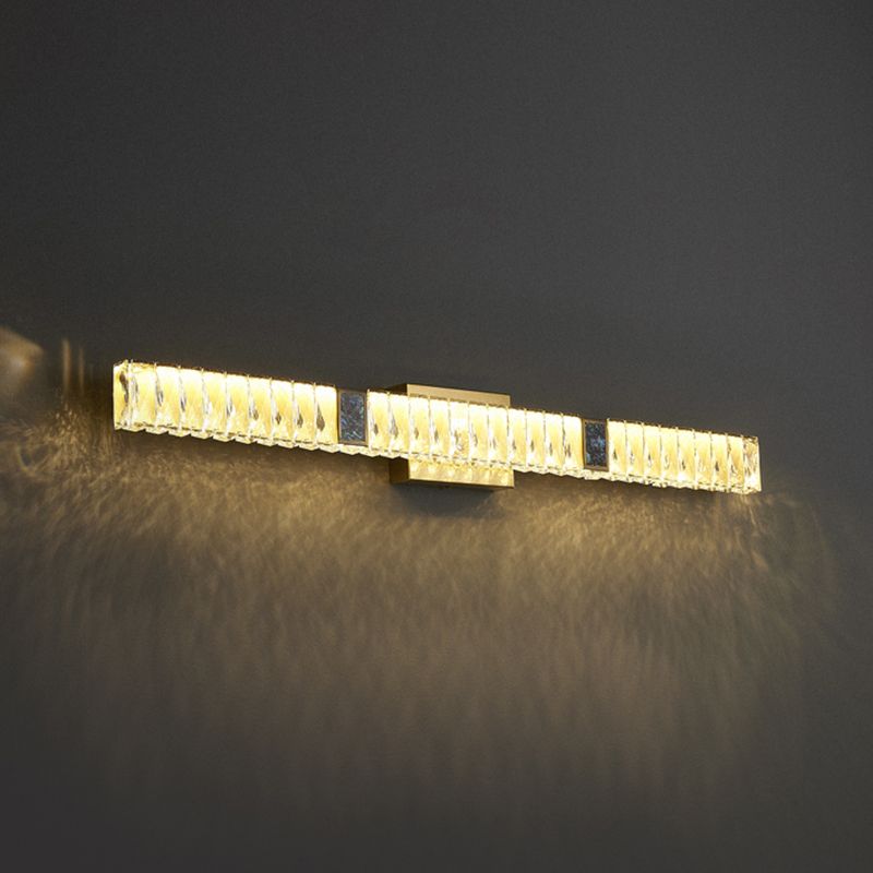 Postmodern Metal Wall Sconce Geometric Shape Vanity Lamp with Crystal Shade for Bathroom