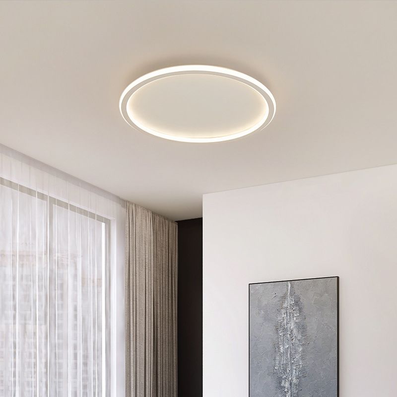 Plafonnier LED de simplicité moderne, montage circulaire en aluminium avec abat-jour en silicone