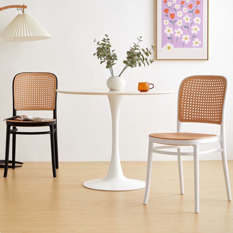 Nordic Style Bar-stool Plastic Bar Stool with Plastic Legs for Home
