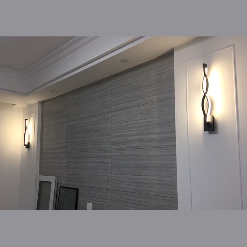 Modern Simplicity LED Linear Wall Sconce Aluminium Wall Lamp with Acrylic Shade