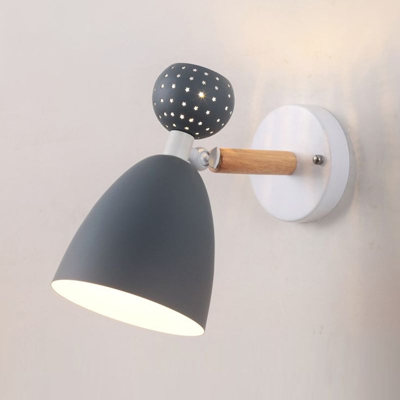 Mur en métal de style nordique clair