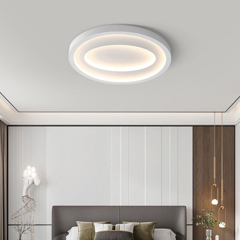 Minimalism Circle Flush Mount Ceiling Light Fixture in White for Bedroom