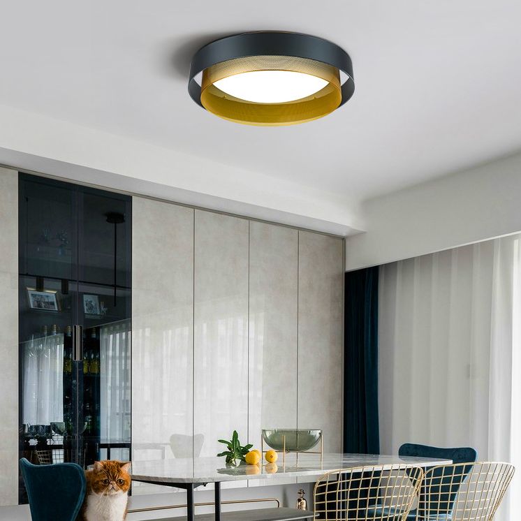 Minimalist Circular LED Flush Mount Metal Bedroom Ceiling Mount Light with Domed Diffuser and Mesh Screen