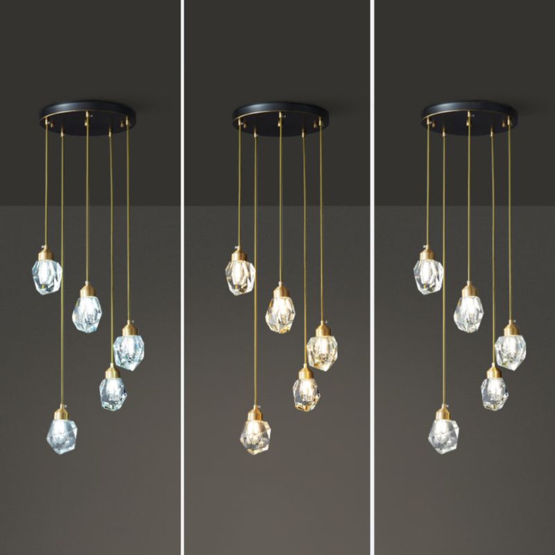 Minimalistische hangende lamp zwart-gouden edelsteenvormige hanger met kristalschaduw voor restaurant