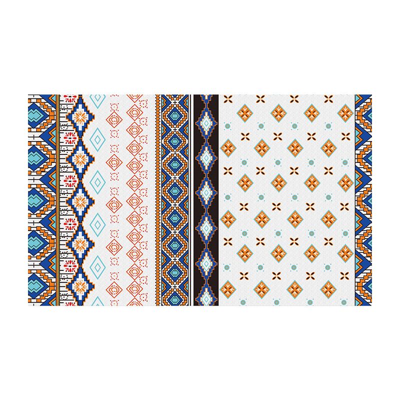 Black Modern Rug Polyester Graphic Rug Tear Resistant Rug for Living Room