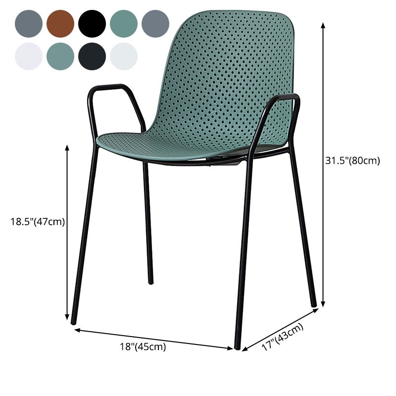 Sillas de comedor de plástico de cocina de estilo industrial que cenan sillones apilables con patas de metal