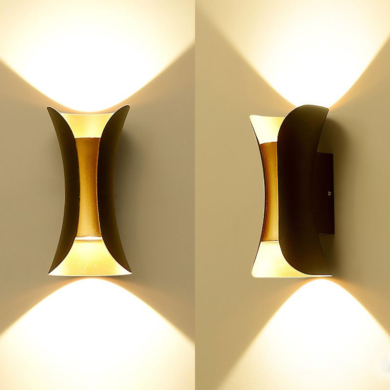 Lampada a parete a LED cilindrica nera nella moderna semplicità in alluminio SPETLE IN MAGLIAMENTO con tonalità di vetro