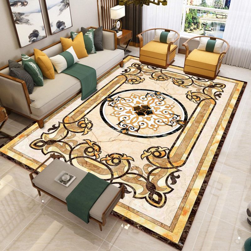 Victoria Floral Pattern Rug White Polyster Carpet Washable Area Carpet for Living Room