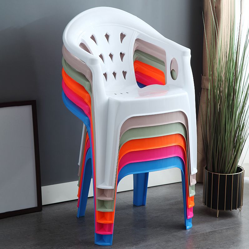 Silla de comedor de plástico de estilo moderno, sillón de comedor apilable con respaldo de listones para el hogar