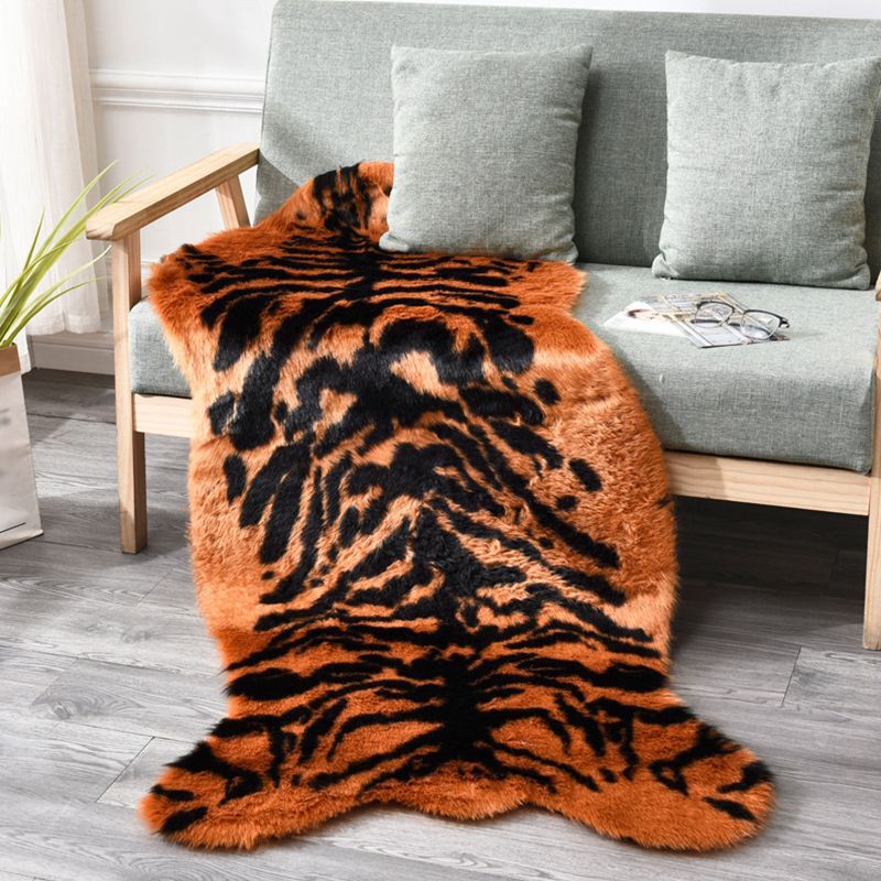 Funky Tiger Pattern Rug Faux Fur Indoor Carpet Non-Slip Backing Area Carpet for Living Room