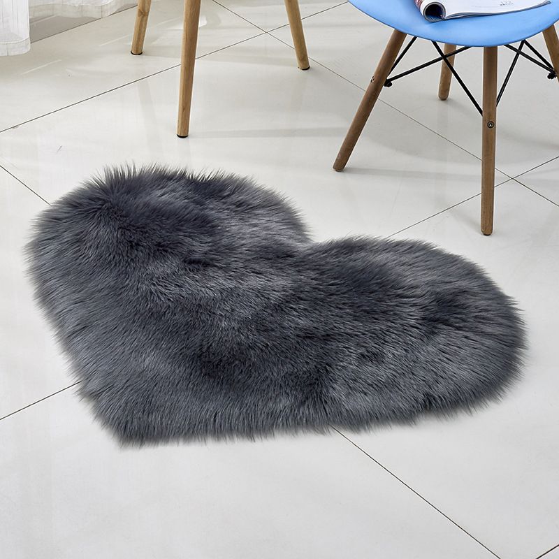 Multi-kleuren Noordse stijl Rug Faux Wol Plain Love Shape Tapijt Niet-slip achteruitgang Wasbaar huisdiervriendelijk tapijt voor thuis