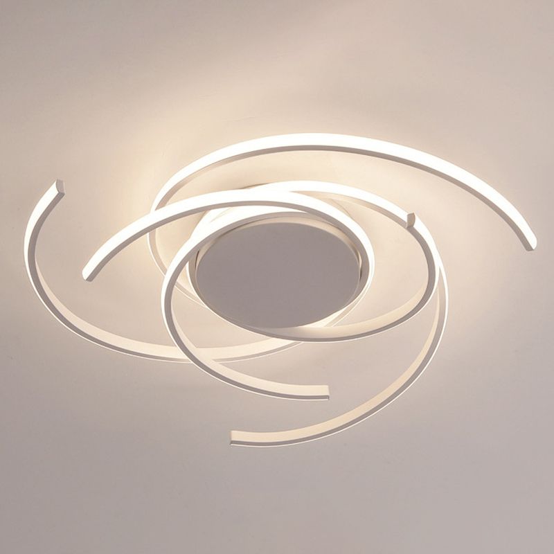 Lámpara empotrada en el techo con sombra de metal, lámpara LED de estilo minimalista montada en el techo