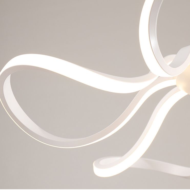 Moderne Einfachheitsstil LED -Linie leichte Acryl -Blütenform -Kronleuchter Licht in Weiß für Wohnzimmer