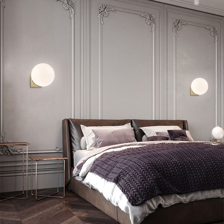 Contemporary Wall Mounted Light Fixture Sphere Wall Mounted Lamp with Glass Shade