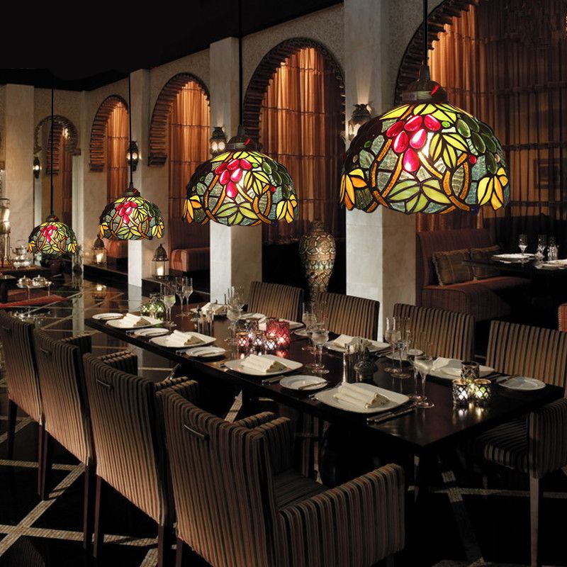 Grün gebeiztes Glas Multiple Hanging Light Fass Victorian Anhänger Beleuchtung mit Weinrebenmuster