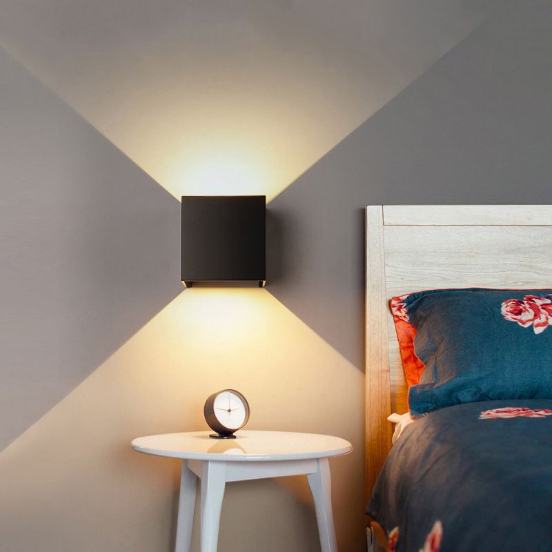 Geometric Shade Wall Lighting Modern Simple Metal Style 1 Light Wall Light