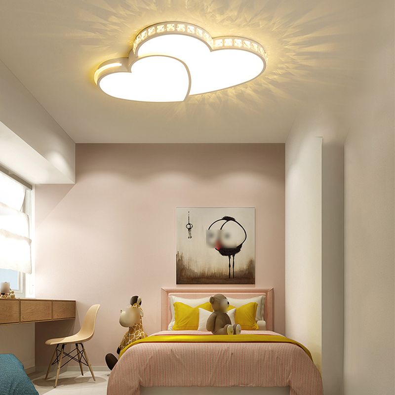 Plafoniera da incasso a forma di cuore in cristallo. Moderna illuminazione da incasso a 2 luci in bianco