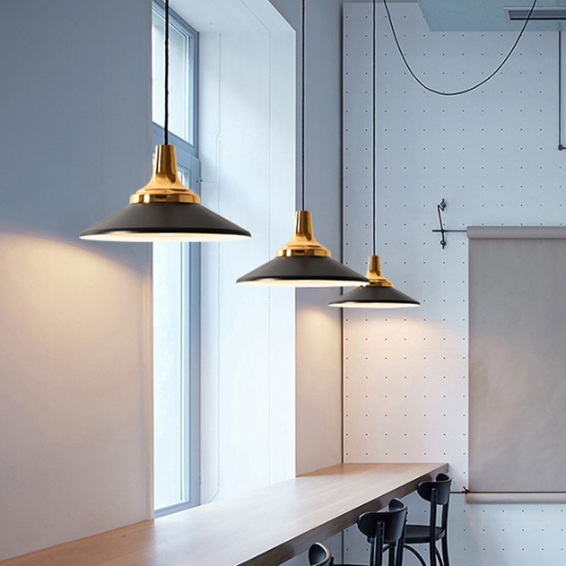 Accesorio de iluminación colgante cónico/cónico Aluminio Lámpara de techo negro/blanco de 1 luces para comedor para comedor