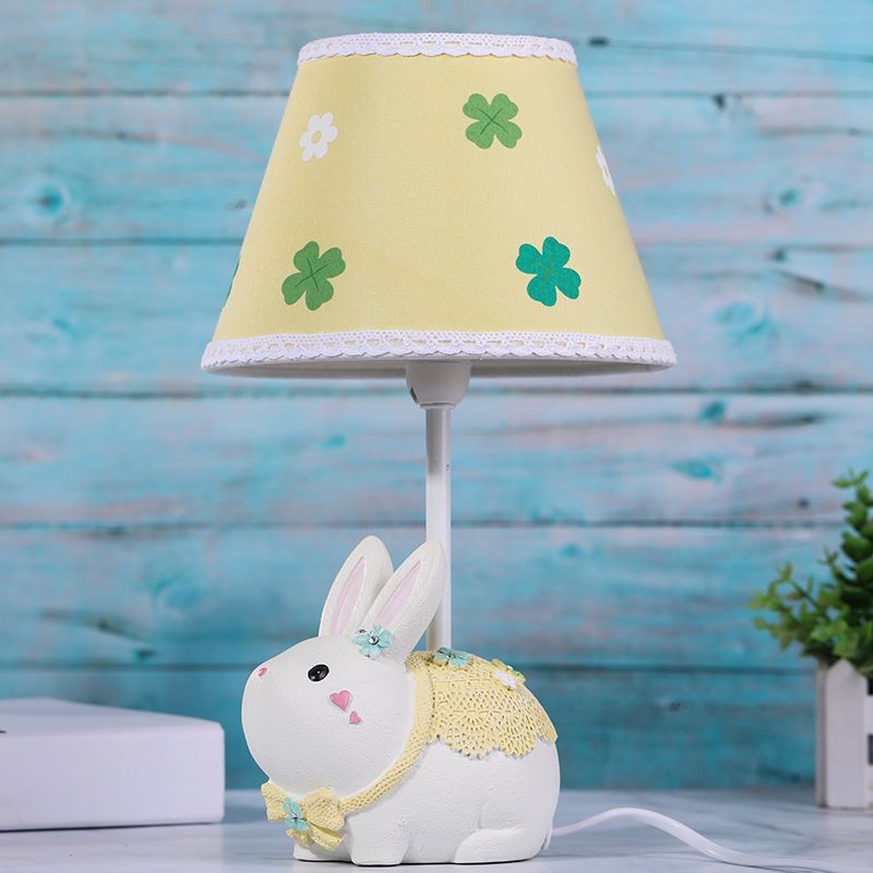 Lampe konische Stoffstudienlampe 1-Licht gelbe Tischlicht mit Kleemuster und Kaninchenbasis