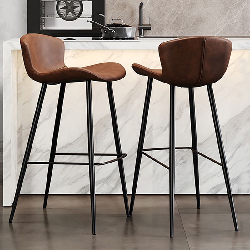 Black Metal Base Bar and Counter Stool Industrial Style Indoor Stool for Patio Use