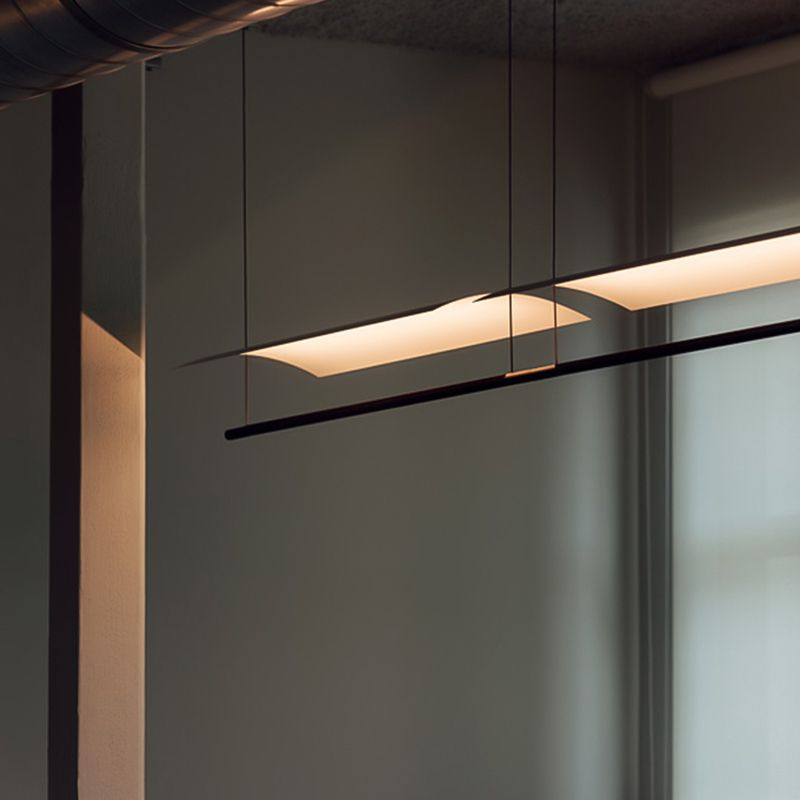 Modern Style Linear Shape Island Lights Metal Island Pendant Lights in White