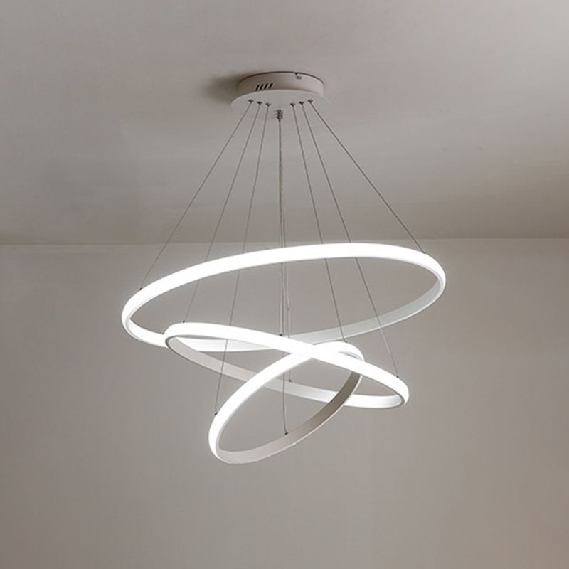 Luz de techo lineal de metal ligero LED moderno de moda con tono acrílico